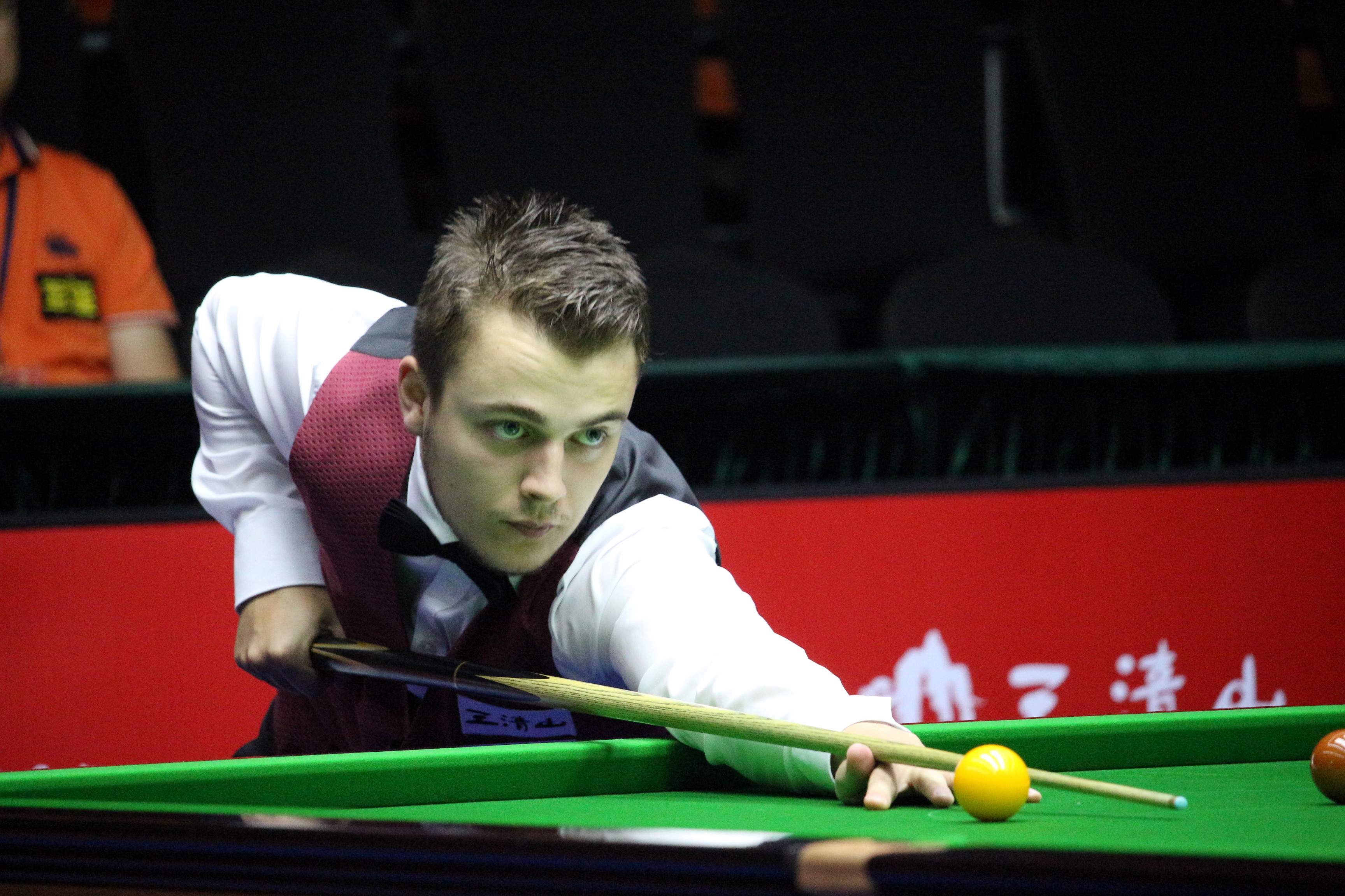 动下齐心协 动下齐心协