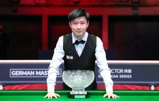 員在三分線 員在三分線