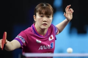 崭露头角 崭露头角