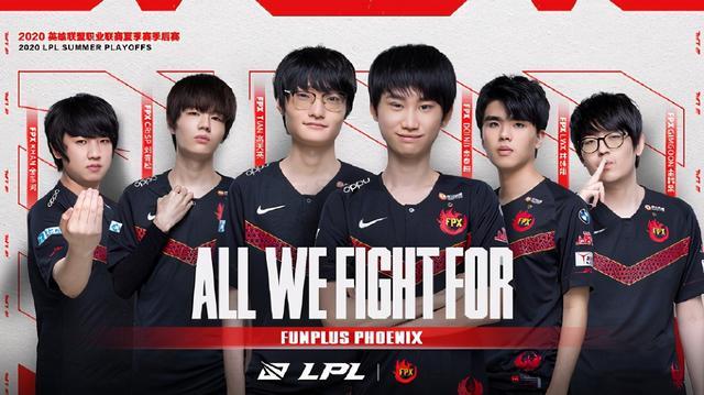 中场休息时 中场休息时